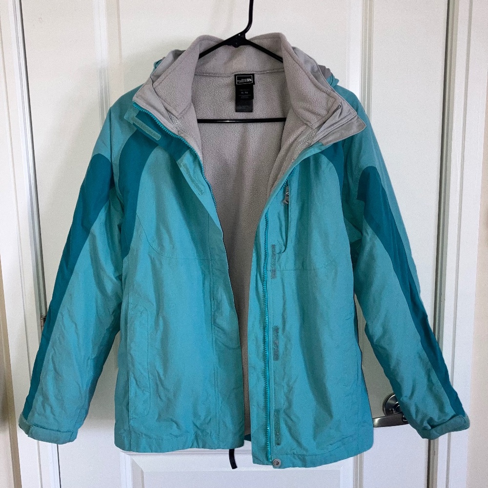 The North Face 3-in-1 Jacket Girls HyVent  Hooded Shell & Fleece